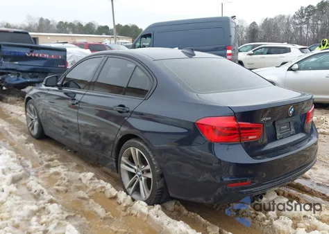 2016 BMW 328I xDrive z USA, uszkodzony, nr VIN WBA8E3G58GNU05296